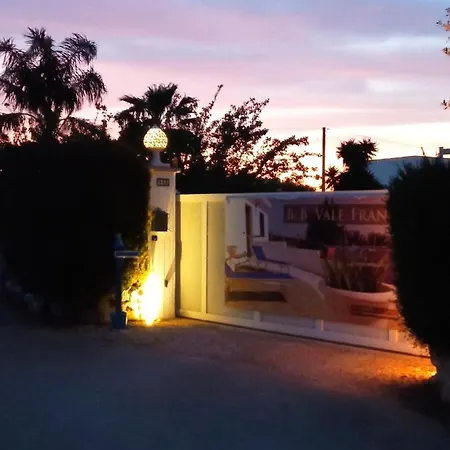 Vale & Frans Semesterbostad *